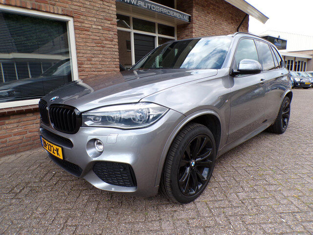 BMW X5 XDrive30d High Executive Automaat / Leder / Navi / M Pakket / Trekhaak