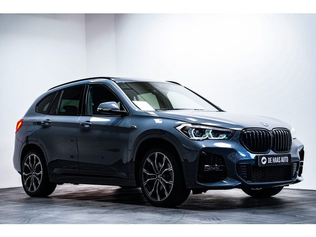 BMW X1 xDrive25e M Sport|Pano dak|Head up|Trekhaak|19 inch