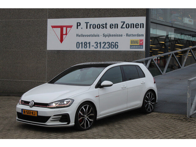 Volkswagen Golf 2.0 TSI GTI Performance Panoramadak/Adaptive cruise control/Digital dash/Achteruitri