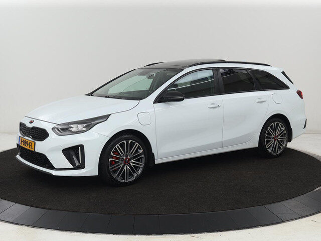 Kia Ceed 1.6 DCT PHEV ExecutiveLine | Panoramadak |