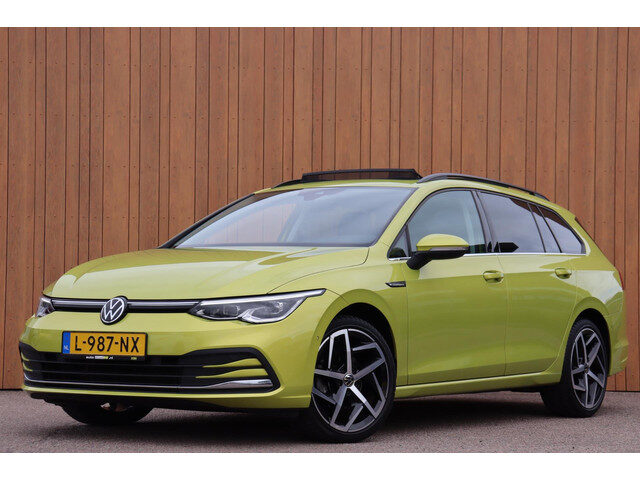 Volkswagen Golf Variant 1.5 TSI Style org.NL schuifdak head-up camera sfeer-verl. alcantara ergo-sto