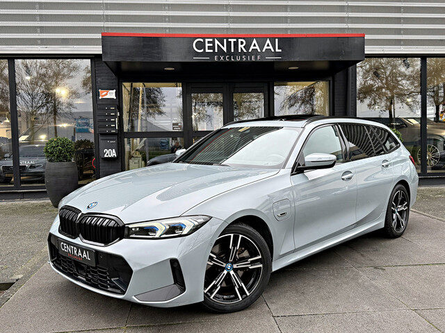 BMW 3 Serie touring 330e xDrive M-Sport Pano|Keyless|HUD|Memory|M-Seats|Carplay