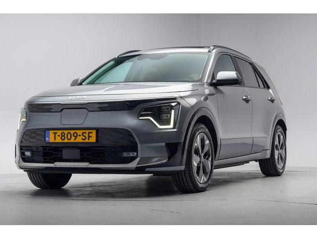 Kia e-Niro ExecutiveLine 64 kWh [ Pano Leder Stoel/Stuur verwarming Harman/Kardon Adapt.cruise LED ]