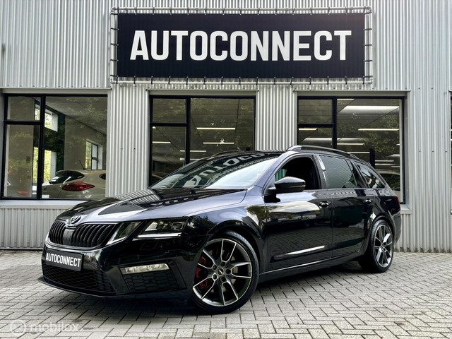 Škoda Octavia Combi 2.0 TSI RS. NAVI, AUTOMAAT, CRUISE, STOELVERWARMING.