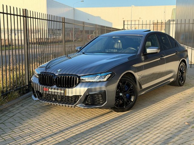 BMW 5 Serie 530e M Sport Laserlight Memory ACC Schuifdak 360 Camera