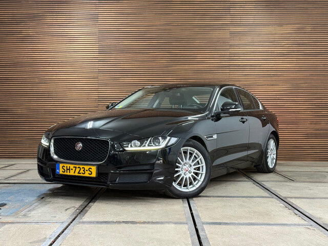 Jaguar XE 2.0 D Pure Pro Edition Automaat | Navigatie | Meridian | Bluetooth | Parkeersensoren | Key