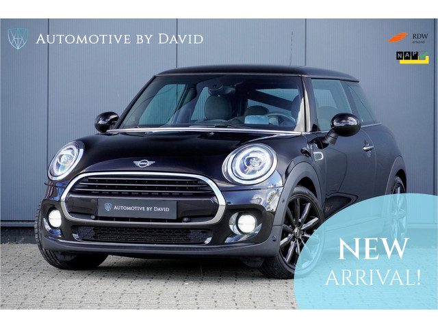MINI Cooper Hatchback 1.5 136 pk SERIOUS BUSINESS CHILI AUTOMAAT