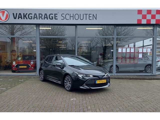 Toyota Corolla 1.8 Hybrid Business Plus | Trekhaak