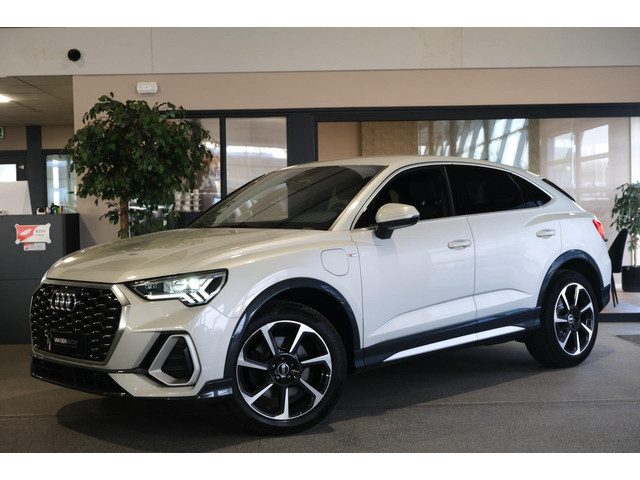 Audi Q3 Sportback 45 TFSI e 2x S-line 245PK Matrix Led Navi Cruise Cam Virtual Trekhaak