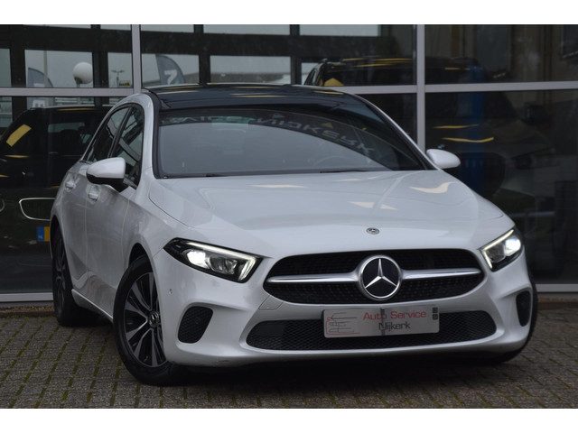 Mercedes-Benz A-Klasse 180 d Business Solution Plus Upgrade Aut. Pano. dak Camera Pdc Leder