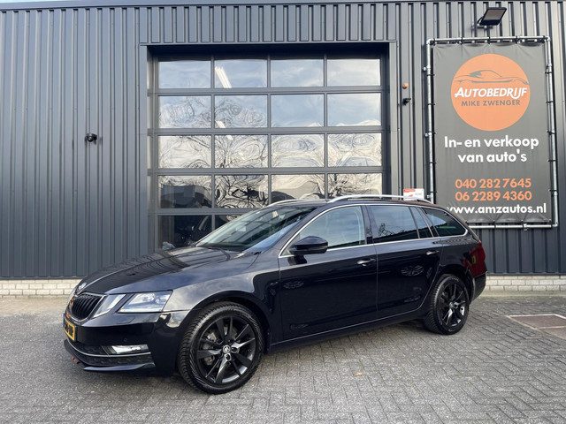 Škoda Octavia Combi 1.5 TSI Greentech Sport Business CARPLAY|CAMERA|SPORT STOELEN|LED KOPLAMPEN|WINT