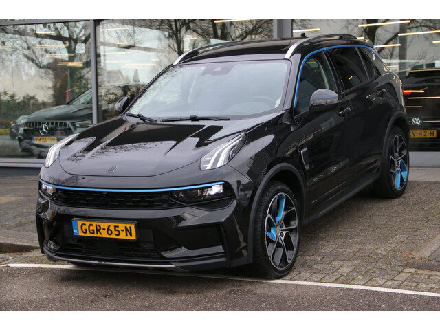 Lynk&Co 01 1.5 PANO-DAK