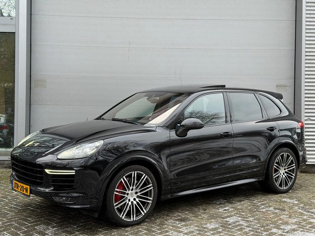 Porsche Cayenne 4.8 Turbo l SportChrono l VDOH l Bose l Pano l Camera l