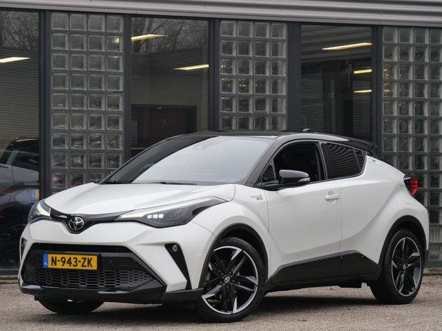 Toyota C-HR 2.0 HYBRID GR-SPORT/ CARPLAY/ TWO-TONE METALLIC