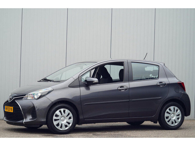 Toyota Yaris 1.3 VVT-i Aspiration / 55dkm NAP / 2e Eigenaar / Trekhaak / Climate / Cruise Control