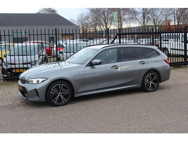 BMW 3 Serie touring 320e M-Sport