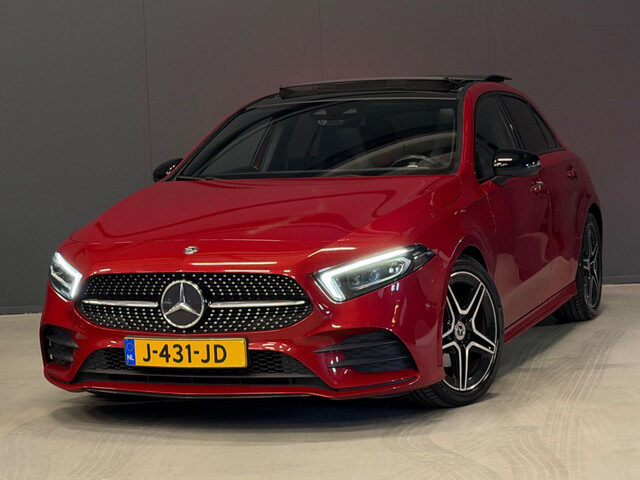 Mercedes-Benz A-Klasse 180 Business Solution AMG AUTOMAAT PANO/MEMORY/SFEER/PDC/CAMERA