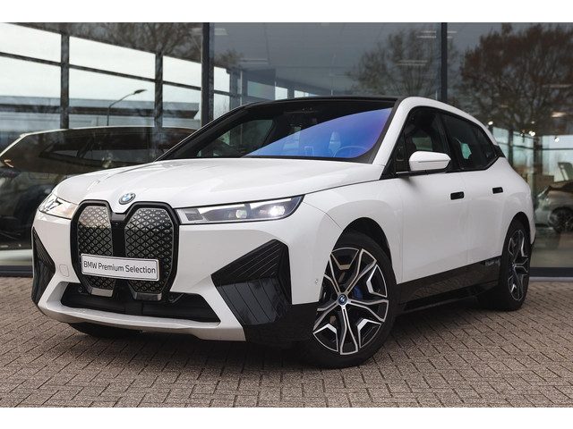 BMW iX xDrive50