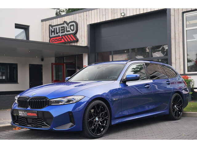 BMW 3 Serie touring 330e M-Sport Facelift model