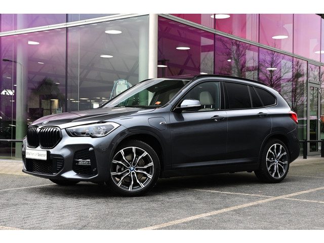 BMW X1 xDrive25e High Executive M Sport Automaat