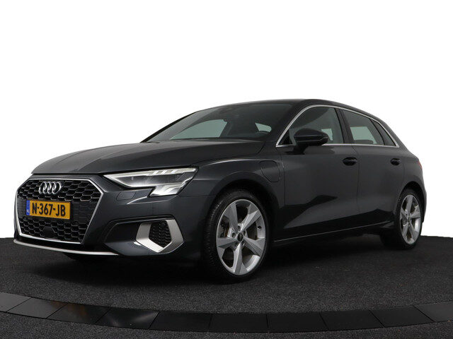 Audi A3 Sportback 40 TFSI e Bus. Ed. 150 pk- LED/VC/Sportstoelen/Navi/Clima