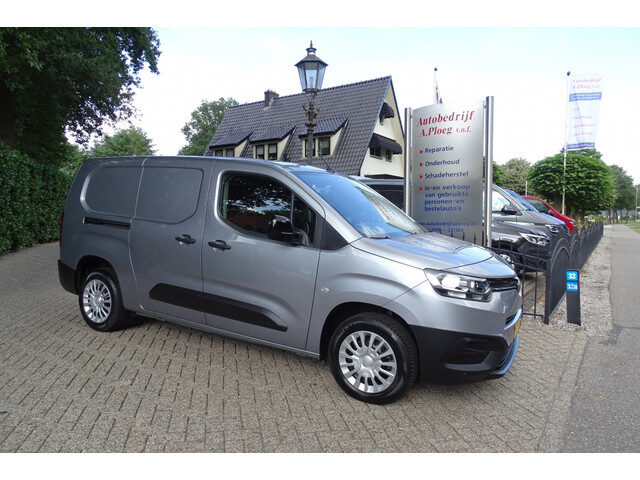 Toyota ProAce CITY 1.5 D-4D Live Long 131 PK NAVI PDC TREKHAAK 1e eig