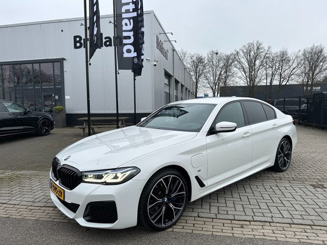 BMW 5 Serie 530e High Executive M-sport 2020 *BTW *M5 Seats *Laser *20inch