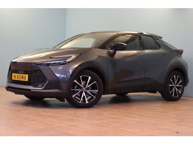 Toyota C-HR 1.8 Hybrid 140 Team D