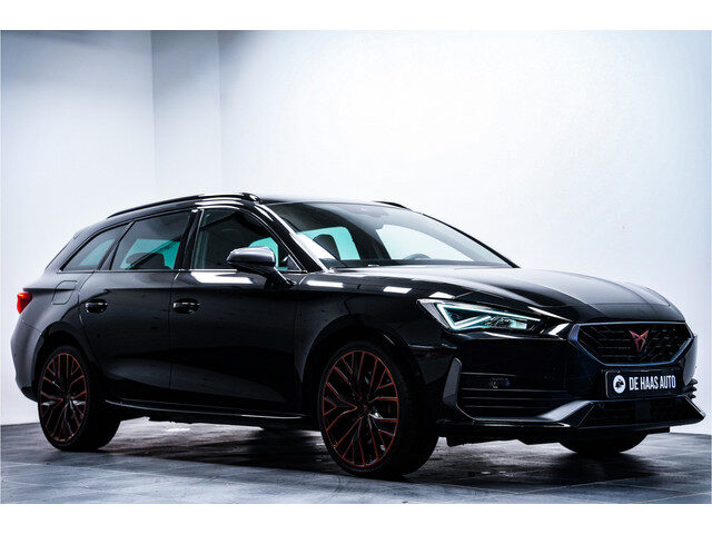 Cupra Leon Sportstourer 1.4 e-Hybrid 245 pk VZ Copper|Pano dak|19 inch|Leder