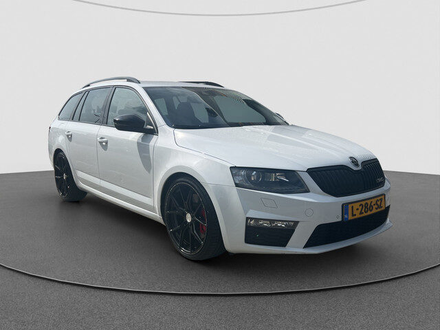 Škoda Octavia Combi 2.0 TSI RS 230