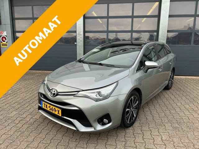 Toyota Avensis 1.8 VVT-i 147pk Skyview Edition