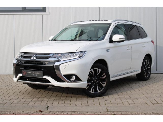 Mitsubishi Outlander 2.0 PHEV Prestige+ OPENDAK I 360 CAM I KEYLESS I AFN. TREKH. I LEDER I SUBWOOFE