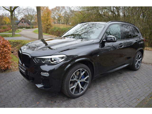 BMW X5 xDrive45e High Ex. M-PAKKET 395PK BOMVOL PANO, ACC ENZ.