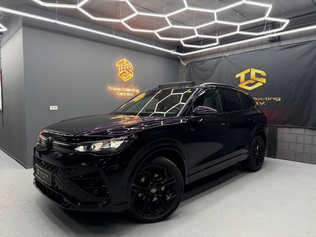 Volkswagen Tiguan 1.5 eTSI R-Line Edition 360-DODEH-HEADUP-MASSAGE-STOEL/STUUR VERW-ACC