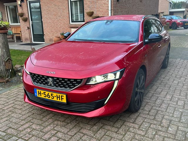 Peugeot 508 SW 1.6 180pk Allure. Half Leer, Camera, StoelVerw, 18"LMV, Haak 1600kg