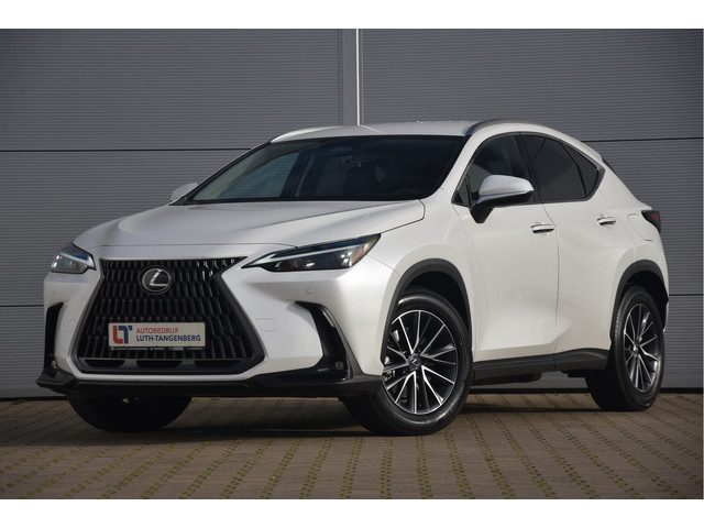 Lexus NX 450h+ AWD Luxury Line | Trekhaak 1500kg |