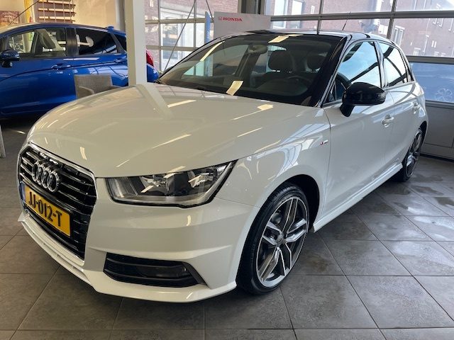 Audi A1 Sportback 1.0 TFSI Adrenalin