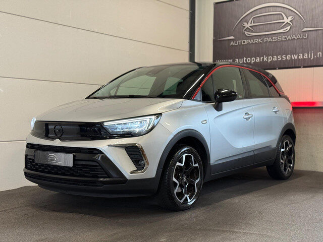 Opel Crossland X 1.2 Turbo GS-Line Cruise Control, Apple Carplay, LED, 360° Camera, Stoeverwarming,