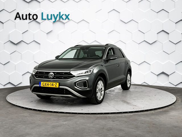 Volkswagen T-Roc 1.5 TSI Life Business DSG Automaat | Climate Control | Parkeersensoren voor + achte