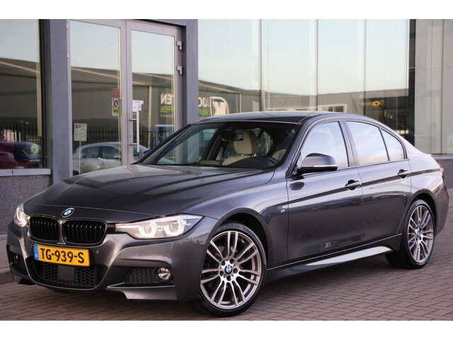 BMW 3 Serie 320i xDrive M Sport Edition | DEALER ONDERHOUDEN
