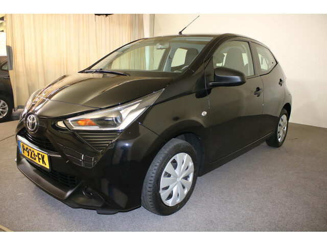 Toyota Aygo 1.0 VVT-i x-fun