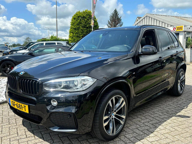 BMW X5 4.0D 2014 Zwart M-Pakket Panoramadak Black Edition
