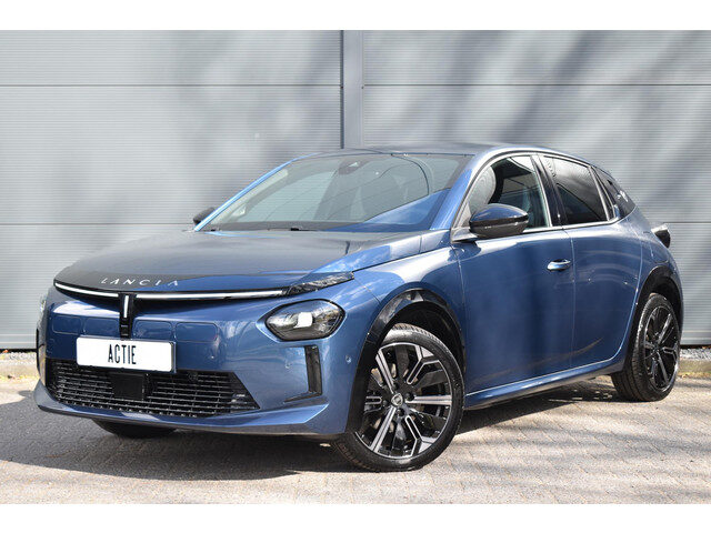 Lancia Ypsilon Edizione Cassina Limitata 51 kWh