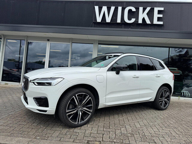 Volvo XC60 2.0 T8 Twin Engine AWD Inscription Pano Plug in Camera