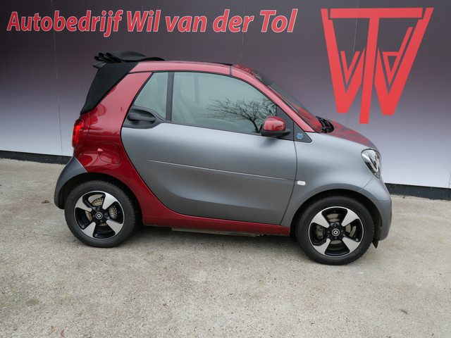 Smart Fortwo cabrio EQ STYLE | CLIMA | CRUISE | ALL-SEASON | MAT GRIJS | GAAF!!
