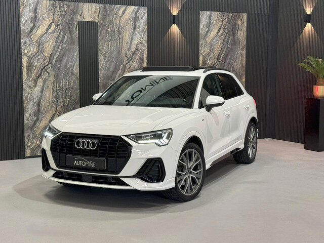 Audi Q3 45 TFSI Quattro Ed One 3x S-Line|PANO|MATRIX|MEMORY
