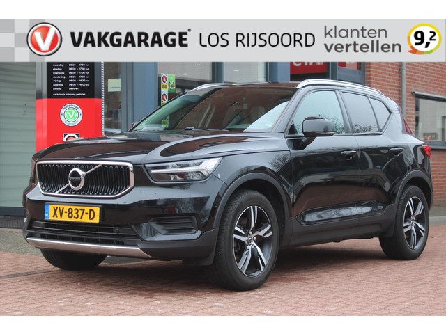 Volvo XC40 T4 Aut. *Momentum* | Carplay | Cruise & Climate Control | Stoelverwarming | Camera | Navi