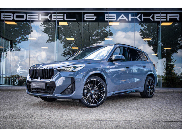 BMW X1 xDrive25e ** M Sport ** Leder ** 20inch ** Camera **