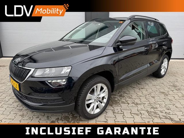 Škoda Karoq 1.0 TSI Greentech Business Edition / NAP / Trekhaak wegklapbaar / Dealer onderhouden / C