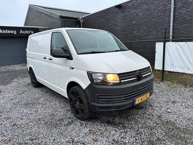 Volkswagen Transporter 2.0 TDI L1H2 Highline Automaat/Standkachel/Deuren
